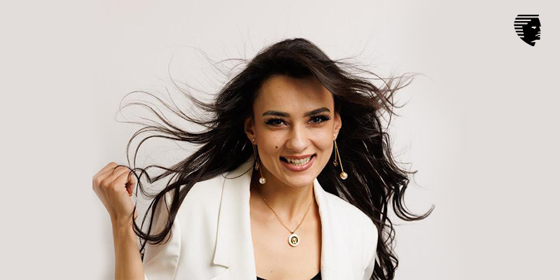 Giselle Stouns Transformative Hair Treatment Journey at Advanced Hair Studio